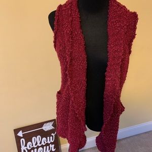 Closet clean out! Beautiful sleeveless cardigan